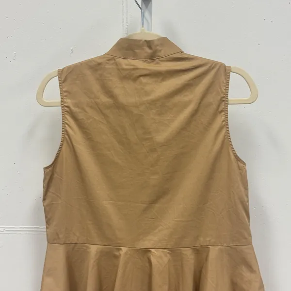 NWT Pomander Place Tan Cotton Peplum Mock Neck Sleeveless Button Down Top B1133 - Image 5