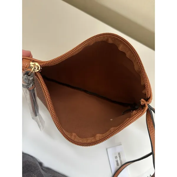 NWT Malibu Skye Brown Vegan Faux Leather Wristlet Purse Zipper Festival Concert - Image 5