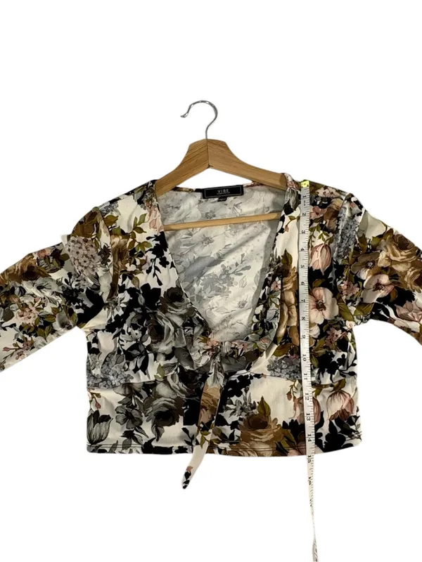 Vibe Sportswear Y2K Floral Tie Front Crop Top Womens L Whimsigoth Goth - Image 10
