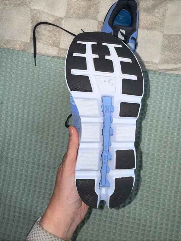 On‎ Running Cloudstratus size 7 Blue - Image 6