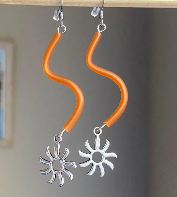 Handmade unique retro boho funky hippie style sun dangle earrings☀️ - Image 4