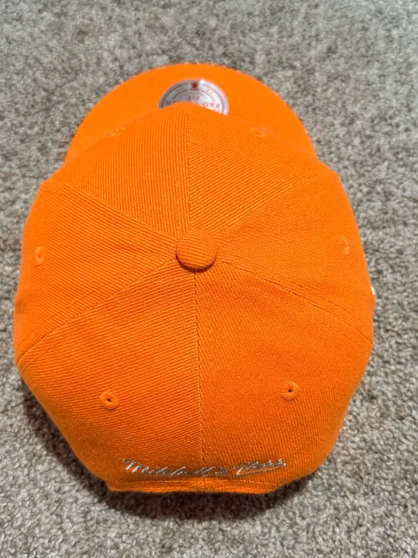 New Mitchell & Ness Tennessee Volunteers Tailsweep Snapback Hat - Image 4