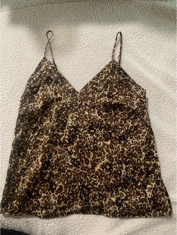 Wilfred Aritzia Silk Tank Top - Image 2
