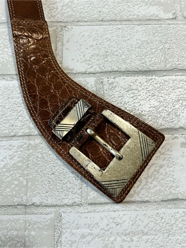 Women's Brown Textured Leather Belt with Silver Buckle - Image 2