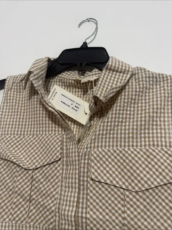 Sim & Sam Sleeveless Gingham Button Front Top in Beige - Image 3
