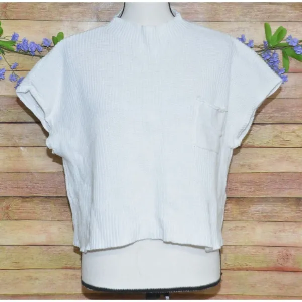 Olivaceous Ladies White Crop Cap Sleeve Sweater Top Size L Ribbed Mock Neck - Image 2
