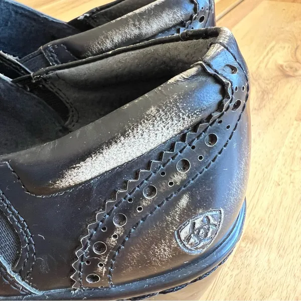 Ariat Women’s Black Leather Wingtip Slip-On Shoes Size 7.5 - Image 4