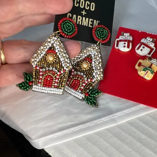 Coco + Carmen NWT Christmas Holiday pierced earrings lot - Image 3