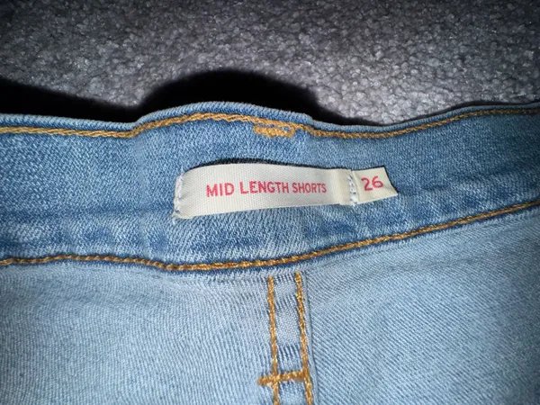 Mid-Length Levi’s Denim Shorts - Image 3