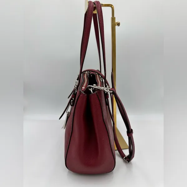 Coach Turnlock Carryall 29 Red Wine - Image 3