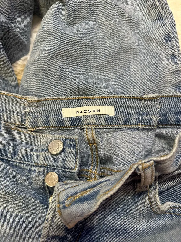 PacSun Jeans Low-Rise Straight Size 25 - Image 5