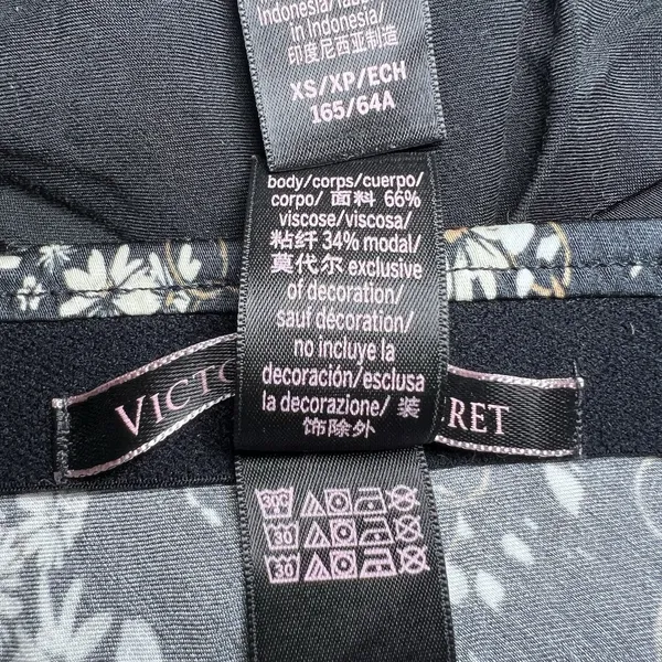 Bundle‎ Of Two Victoria’s Secret Satin Skirts Size XS Black Solid Floral Print - Image 5