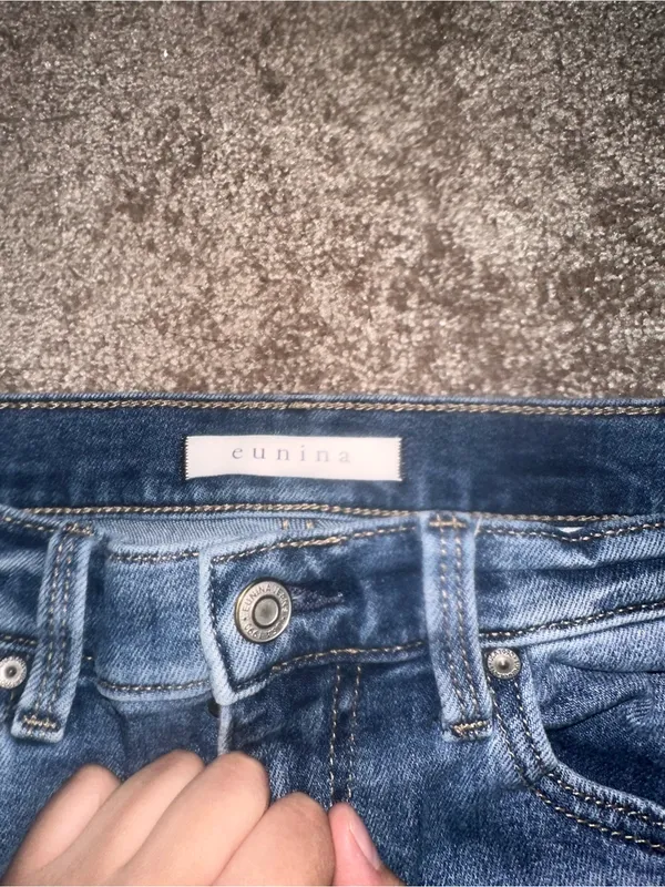 Eunina Distressed High-Rise Jeans Size 3 0153 - Image 2
