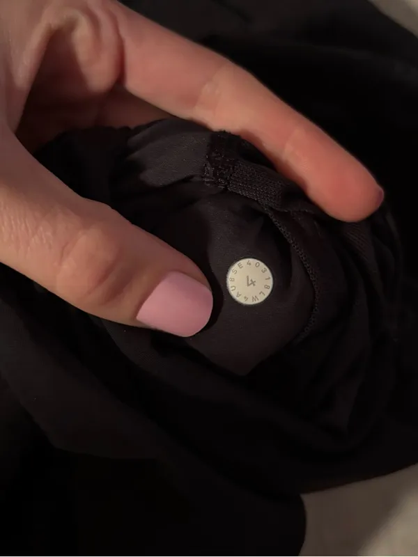 Lululemon Hit Reset 1/2 Zip Jacket
Black - Image 7