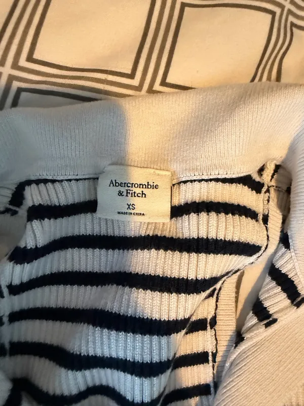 Abercrombie and Fitch tank - Image 2