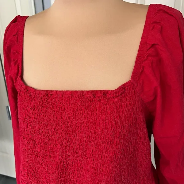 Old‎ Navy Women's Smocked Crepe Top Size 2X Red Babydoll Cropped Milkmaid - Image 3