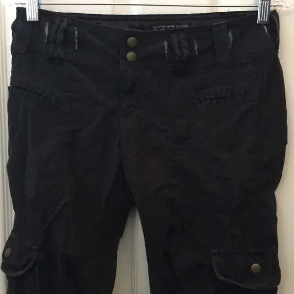 FINAL MARKDOWN Miss me capris small - Image 2