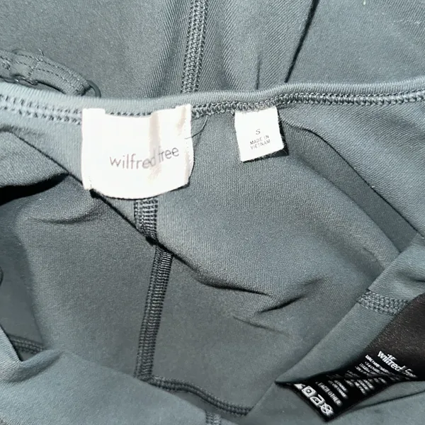 Aritzia Wilfred Free bodysuit Green - Image 4