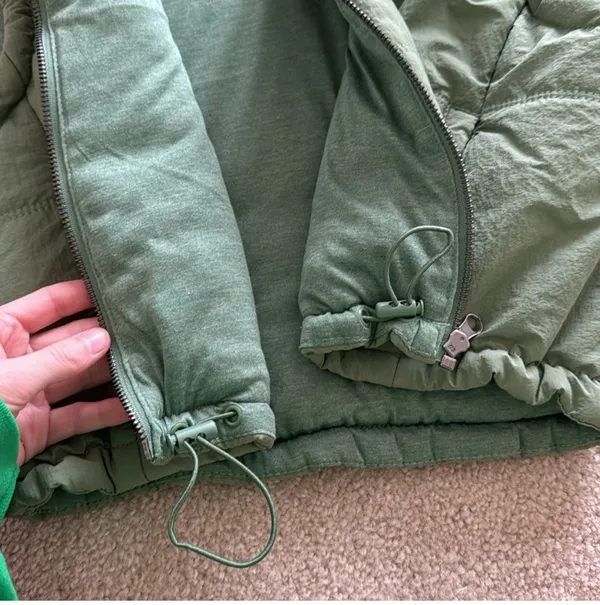 Thread & Supply Vest - Image 4