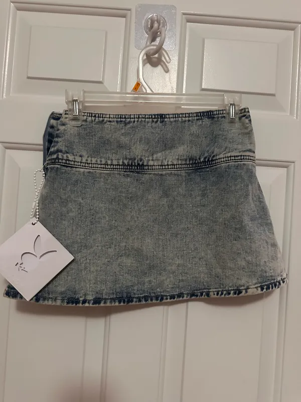 Playboy skirt new with tags  - Image 4
