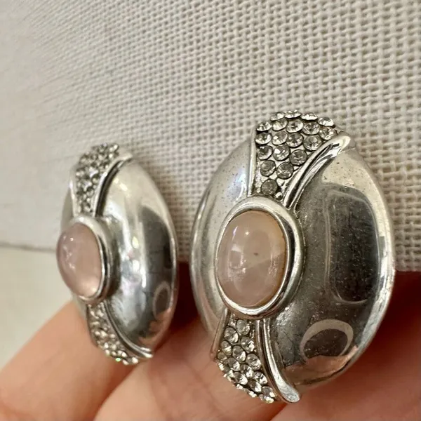 Alex Nicole by 1928 silver tone rose quartz vintage clip on earrings - Image 3