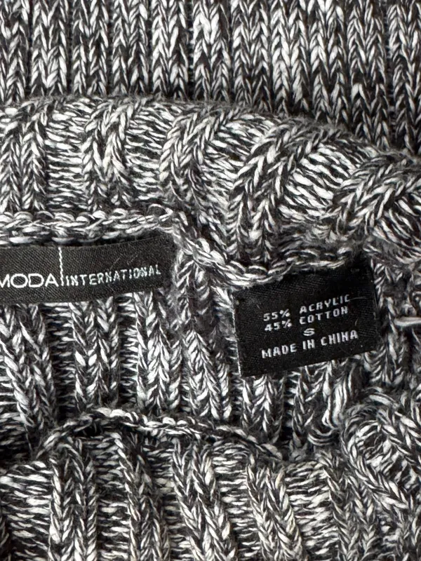 Moda International Turtleneck Sweater - Image 3