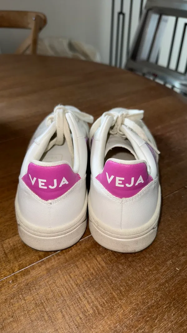 VEJA Sneakers Women’s - Image 2