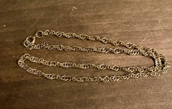 Vintage Gold Tone Twisted Chain Necklace - Image 3