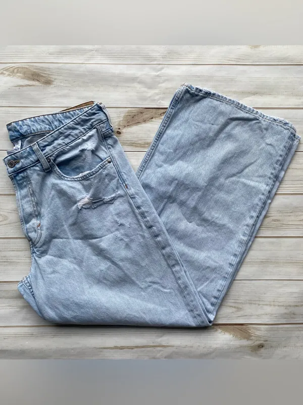 H&M baggy wide leg loose fit mid rise button fly light wash denim jeans 12 - Image 6