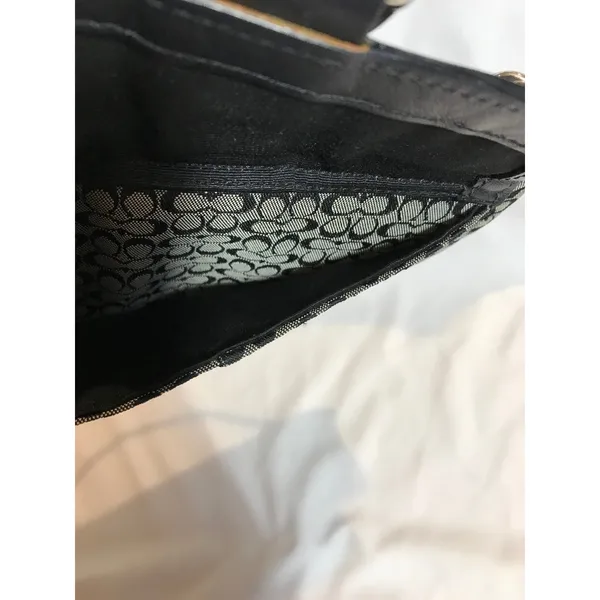 Coach Soho Signature C Monogram Buckle Black Canvas Wristlet EUC - Image 8