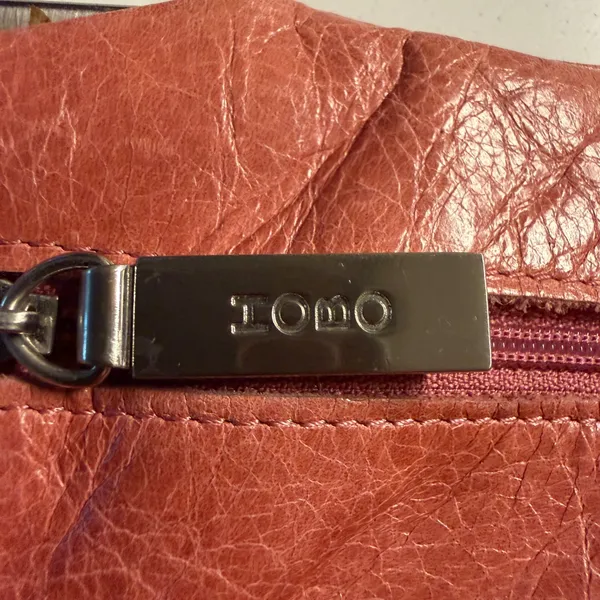 HOBO International Lauren Pink Leather‎ Double Frame Kisslock Clutch Wallet - Image 5