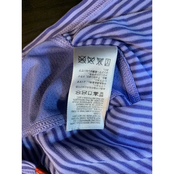 The North Face T Shirt Womens Medium Purple Stripes Outdoorsy Hiking‎ READ - Image 8