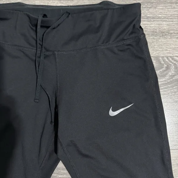 Nike Dri Fit‎ Size Medium Cropped Stretchy Leggings Womens Athletic Drawnstring - Image 2