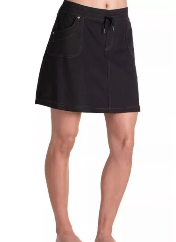 medium cargo skort in charcoal. - Image 2