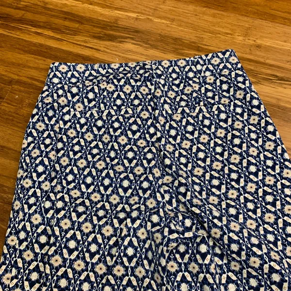 Anthropologie Essential Collection Blue Patterned Pants Size 2 Tall Kick‎ Flare - Image 5