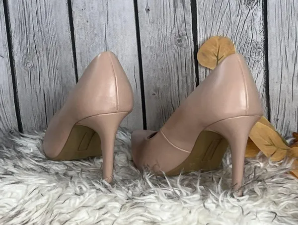 Christian Siriano ⸻ 💫 Nude Heels – Size 8.5 💫 - Image 4