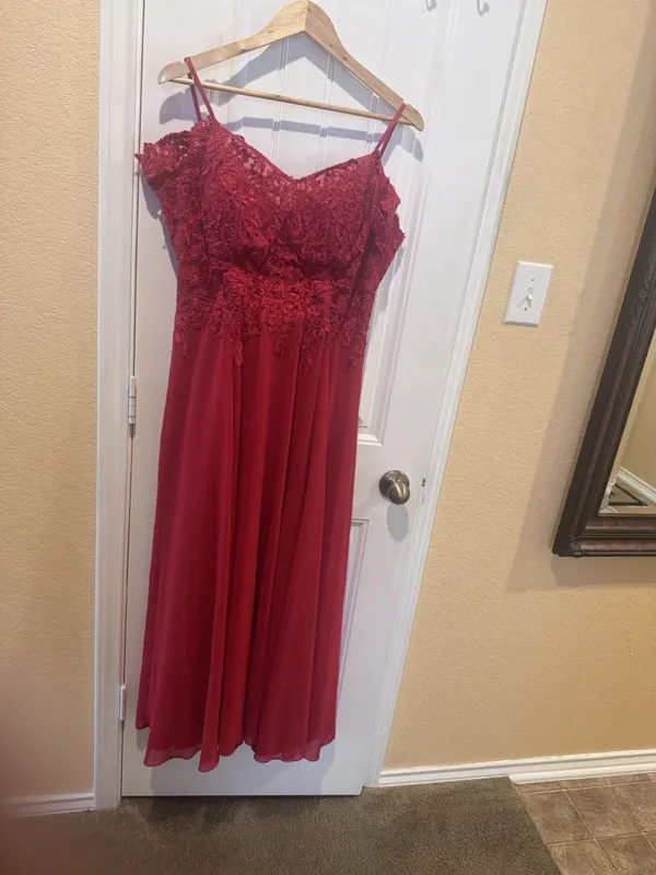 Let's Red Lace Applique Corset Prom Evening Gown SIZE XL - Image 7