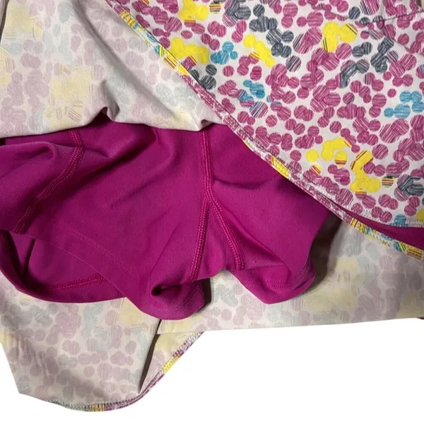 Nike Skort Skirt Women, small, Fuchsia Circle‎ Print Dri Fit Zip Pocket Shorts - Image 5