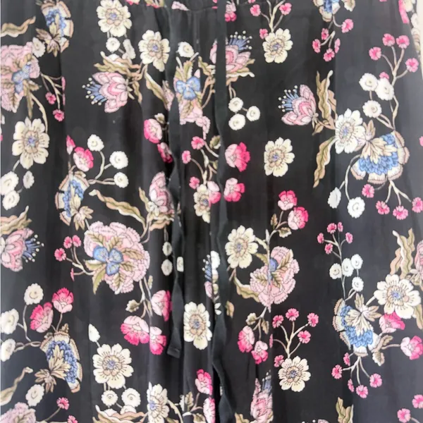 Chico’s Black Floral Wide-Leg Pants - Image 2