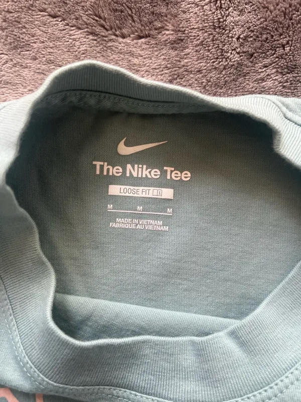 Nike T-Shirt - Image 3