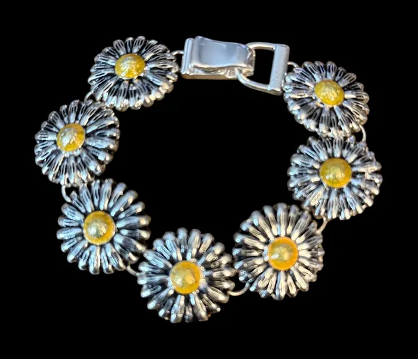 Silver tone sunflower link bracelet - Image 2