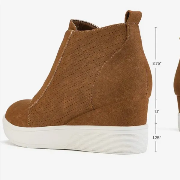 New With Tag Ankle Booties Size 6.5 Tan - Image 3