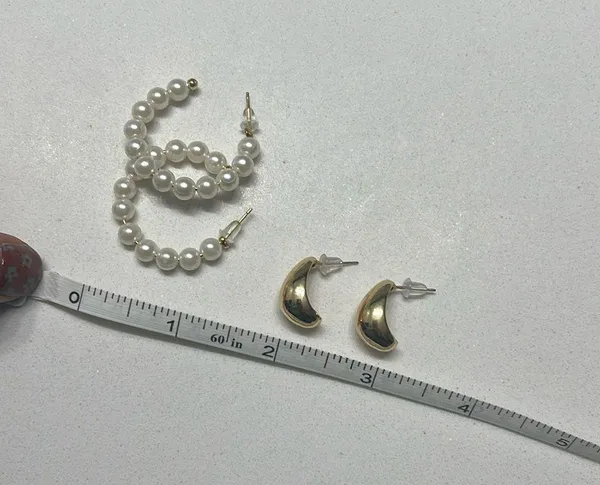 Bohemian Gold & Pearl Earring Set 💛 Lot 5 - Image 4