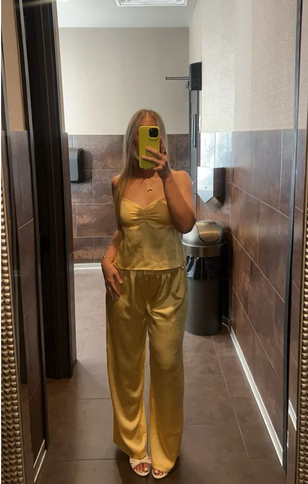 Pretty Little Thing Yellow Satin Pants Set - Image 3