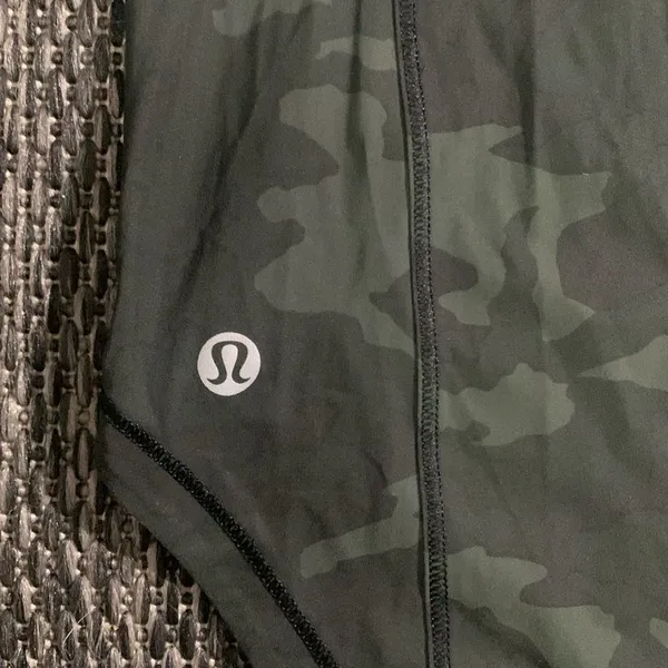 Lululemon Sculpt Tank Incognito Camo Multi Gator Green Size 2 - Image 4