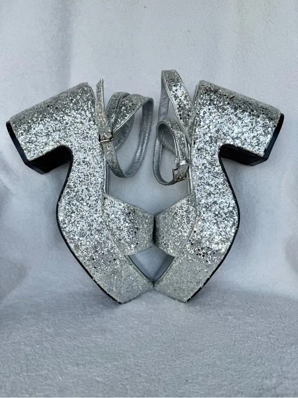 Olivia Miller Women's Silver Glitter Capricorn Platform Heels Size 9 - Image 9
