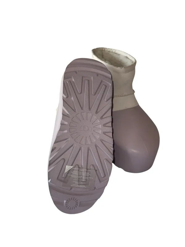 NEW $279 UGG Women’s Classic Mini Pumped Molded Boots Sugarplum SZ-8 - Image 6