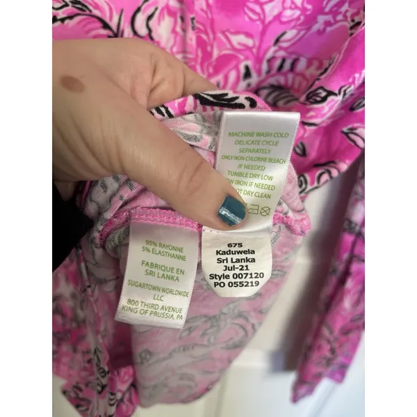 Lilly Pulitzer Purposefully Plumeria Pink Elephant Long Sleeve Pajama Knit Top M - Image 7