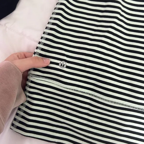Lululemon Daily Yoga Mint Moment Jacket Sz 6‎ Full Zip Black Green Stripe Preppy - Image 7
