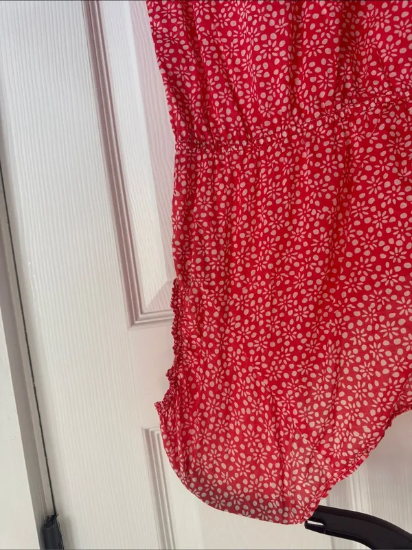 American Eagle Outfitters Red Floral Smocked Short-Sleeve Blouse - Image 8